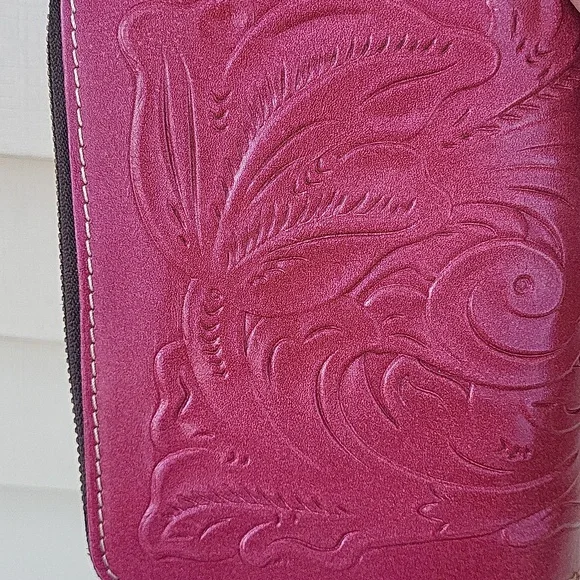 Patricia Nash Pink Tooled Fini Agenda